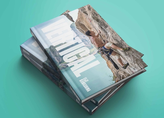การพิมพ์หนังสือปกแข็งแบบกำหนดเองสีเต็มรูปแบบ 100gsm 120gsm 140gsm