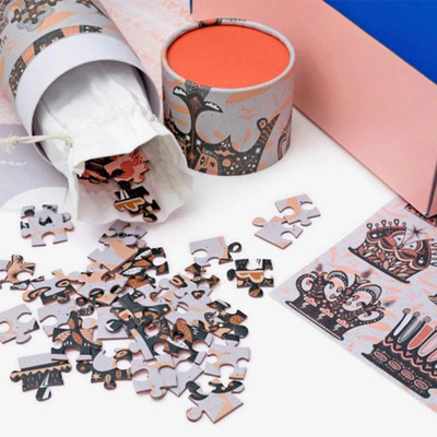 เกมในร่มกลางแจ้งของเล่นเกม Chipboard Puzzle จิ๊กซอว์ 1,000 ชิ้นสำหรับผู้ใหญ่