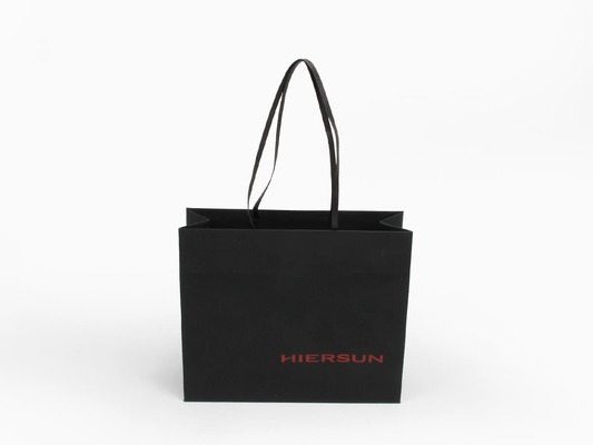 ถุงช้อปปิ้งกระดาษพรีเมี่ยม OEM ถุงช้อปปิ้งเสื้อผ้าสัมผัสนุ่ม