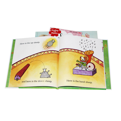 การพิมพ์หนังสือปกแข็งสำหรับเด็กสีเต็มรูปแบบการพิมพ์หนังสือกระดาษอาร์ต 157 แกรม