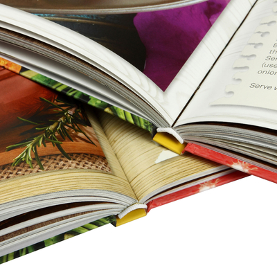 การพิมพ์หนังสือปกแข็งแบบกำหนดเองครอบครัวการพิมพ์หนังสือสูตรทำอาหารที่ชื่นชอบ