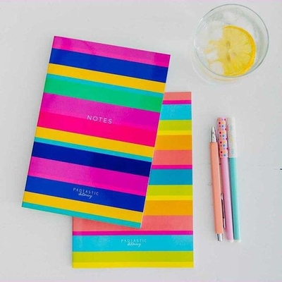 สมุดบันทึกเกลียวแบบกำหนดเองการพิมพ์ Kawaii Kraft Notepad เครื่องเขียน
